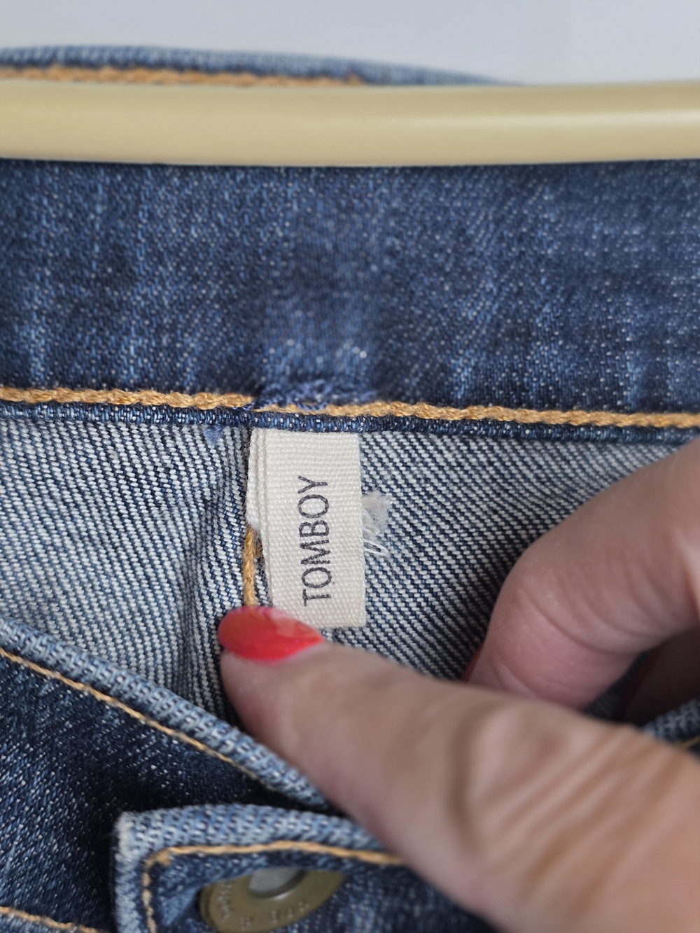 Rag & Bone "Tomboy" Slim Straight Jeans in Aged Dark Wash – Size 27 X 28.5" - Picture 9 of 16